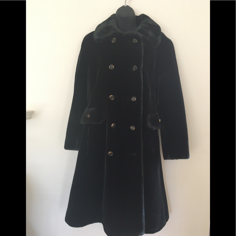 VTG Borgazia  Boucle Long Black Faux Coat
